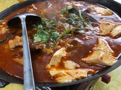 一鱼两锅-万佛湖许老大铁锅鱼(黑金冠店)