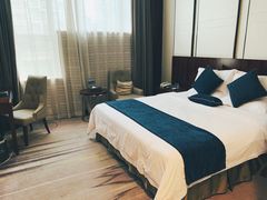 -蓝蔻酒店(深圳东站布吉万象汇店)