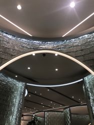 -Meng Lang 梦郎白金店