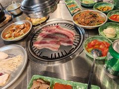 -欧巴炭烤肉오빠숯불구이(南京东路店)