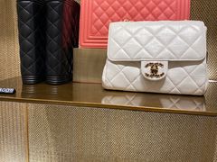 -CHANEL(恒隆广场店)