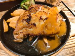 -Season施莀·牛扒·意粉·饭·足球主题餐吧