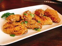 -Chom Cafe and Restaurant