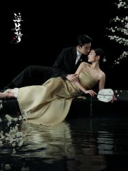 -雪中彩影婚纱摄影·微光艺术中心