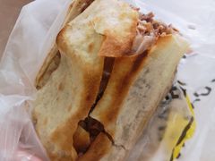 鞋底火烧-宝光熏肉鞋底火烧(新街口店)
