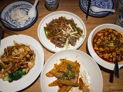 成都麻婆豆腐-小放牛炒菜馆(军校店)