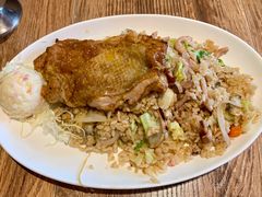 海鲜炒饭配香蒜烤鸡-玛格萝妮(汇智国际商业中心店)