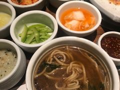 -萨拉伯尔(燕莎友谊商城店)