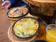 -老东镇啤酒屋海鲜加工·蒸汽海鲜·海鲜烧烤(台东店)