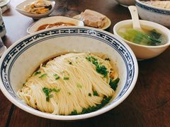 枫镇大肉面肉13面17-同得兴 Since·1995 传统苏式面馆(嘉馀坊店)