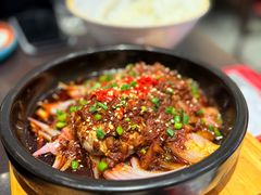 -川流不息·地道川菜·小龙虾(松东路店)