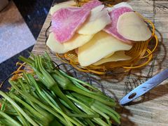-香香腊排骨.野生菌火塘总店(束河店)