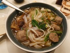 -港丽餐厅(高德置地店)