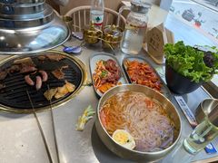 -金会长自助海鲜·烤肉(人民广场店)