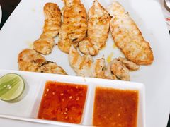 -Dang restaurant (patong phuket)