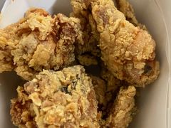 -BHC炸鸡(明洞总店)