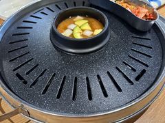 -江南猪肉商会无限续吃(弘大店)