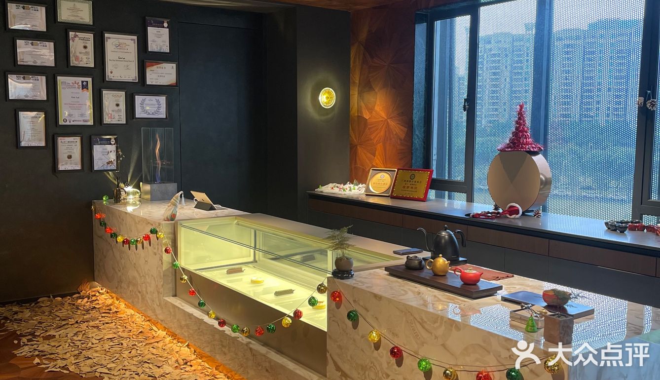 甜品界的天花板丨这个圣诞真「怪诞」🎄