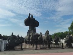 -汉长安城未央宫国家考古遗址公园