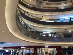 -宝龙城(杭州滨江店)
