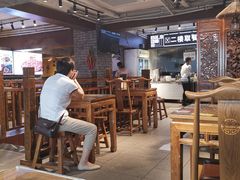 大堂-元志初腊汁肉夹馍(钟楼粉巷店)