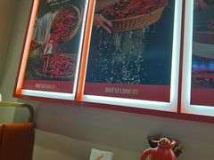 -阿瓦山寨·湘菜现炒·剁椒鱼头王(咸阳总店)