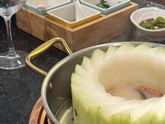 -得意咚瓜·顺德鱼生·冬瓜火锅(深圳首店)