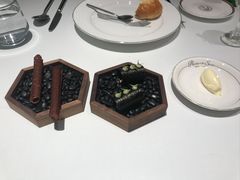 -ELUNE艾露恩·人良斋西餐厅