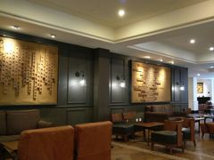 大堂-星巴克臻选(广州沙面店)