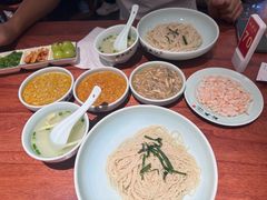 -裕兴记•蟹黄面馆(人民广场店)