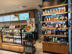 -星巴克(青岛火车北站候车大厅店)