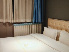 -德全心悦酒店(北京金台路地铁站店)