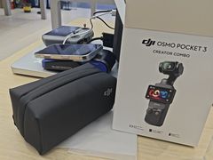 -DJI大疆(深圳华强北曼哈授权体验店)