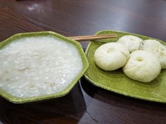 -舒小笼松针小笼包