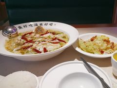 -江渔儿酸菜鱼·拔草餐厅(虎门君乐汇店)