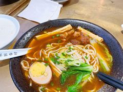 半筋半肉牛肋面-桃园眷村(万象天地店)