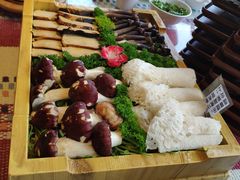 -慢丽江·云南野生菌土鸡锅(付家庄店)