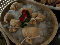 -尚尚仙·酸汤猪手·猪肚鸡火锅(华联万柳购物中心店)
