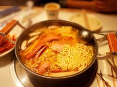 部队火锅-七八冷面·延边朝鲜族美食(圣熙八号店)