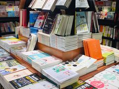 -SISYPHE BOOKS西西弗书店(龙湖滨江天街店)