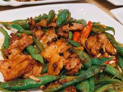 -锦粤宫·融合粤菜(上海金沙江店)