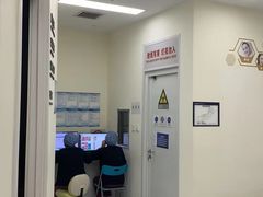 -欢乐口腔(望京分院)