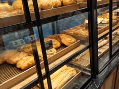 -皇冠幸福里动物奶油生日蛋糕(汉口北店)
