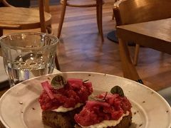 拌牛肉配松露吐司-BOR Eatery(安福路店)