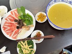 -桥香园云南过桥米线(金马碧鸡店)