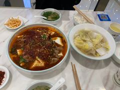 -犇逸·乐山跷脚牛肉·四川现炒(览海店)