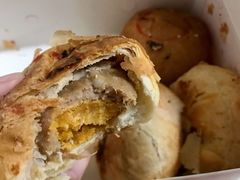 咸蛋黄月饼-白玉兰食品(汇联商厦店)