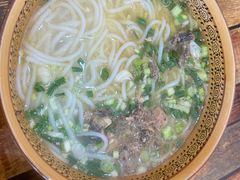 -正宗李家土鸡米线店