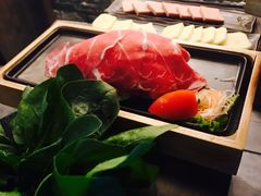 -湊湊火锅·茶憩(新中关购物中心店)