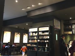 -星巴克臻选(南京金茂览秀城店)